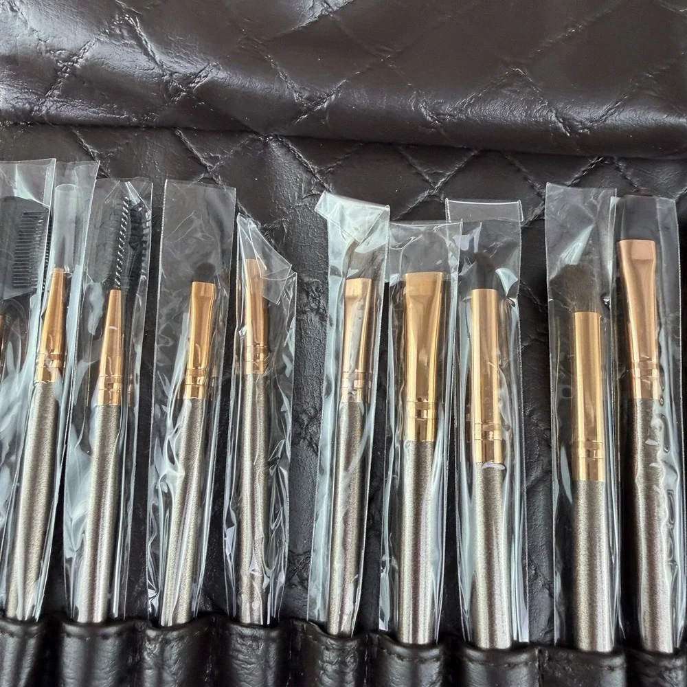 BH Cosmetics 15 Piece Makeup Brush Set w/ Brown Travel Case Rose Gold